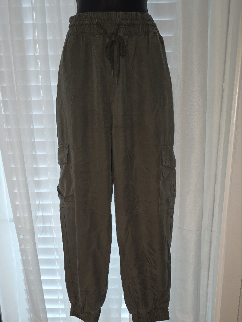 Indigo Rein Olive Utility Cargo Joggers